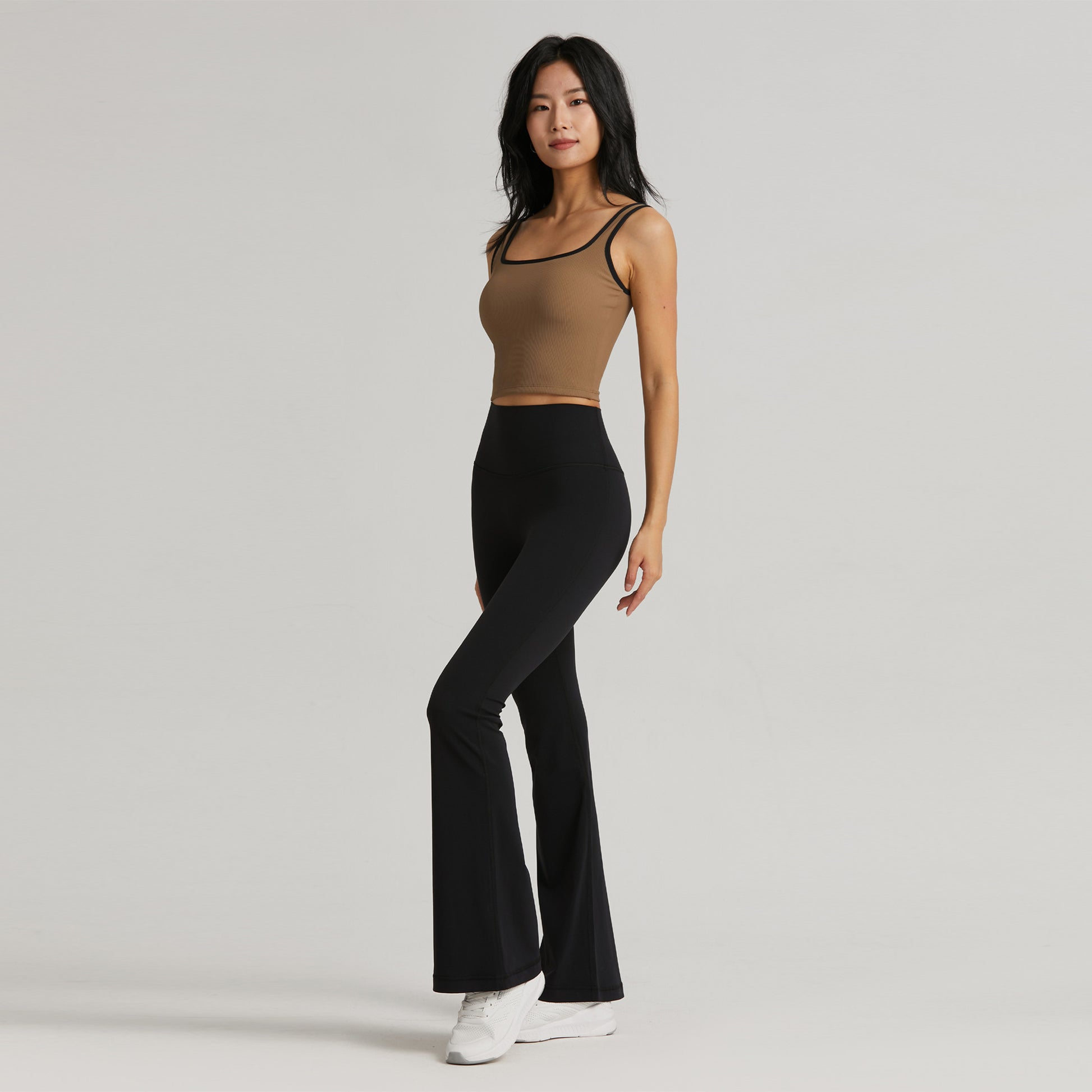 Linear Flare Legging