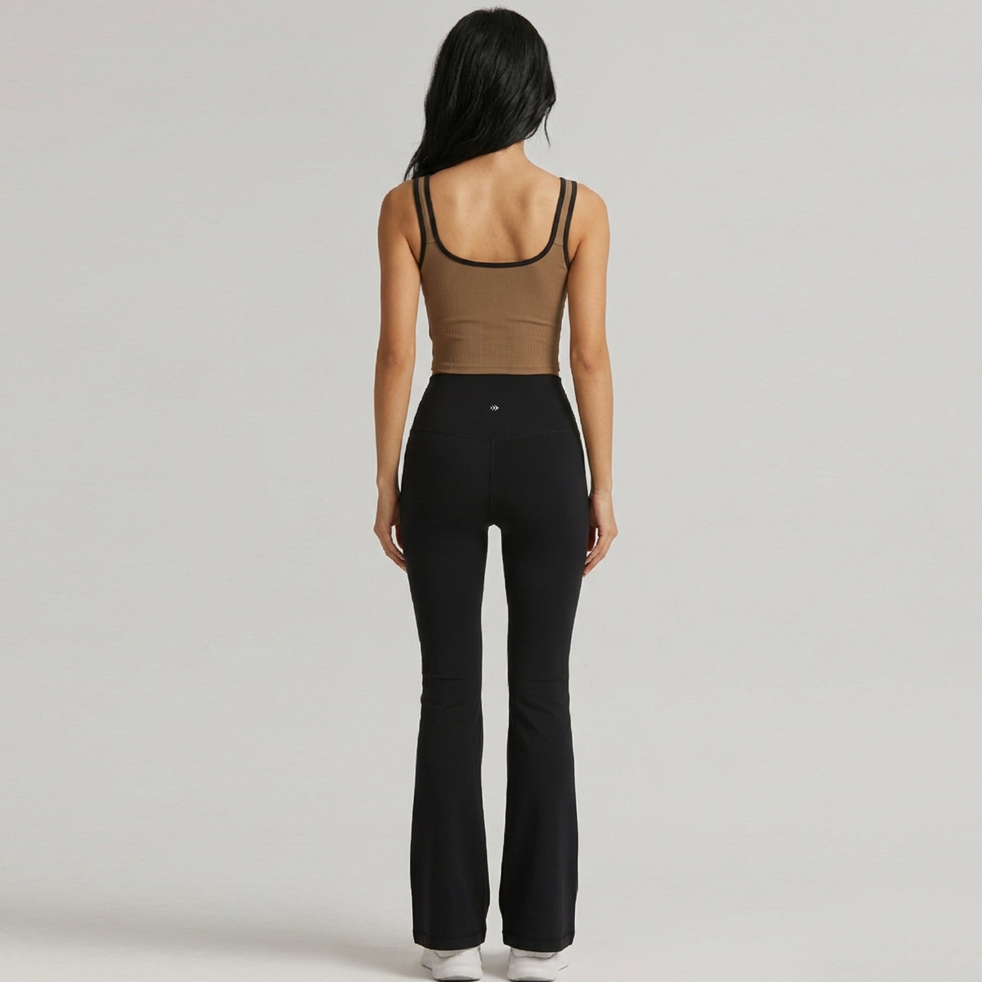 Linear Flare Legging