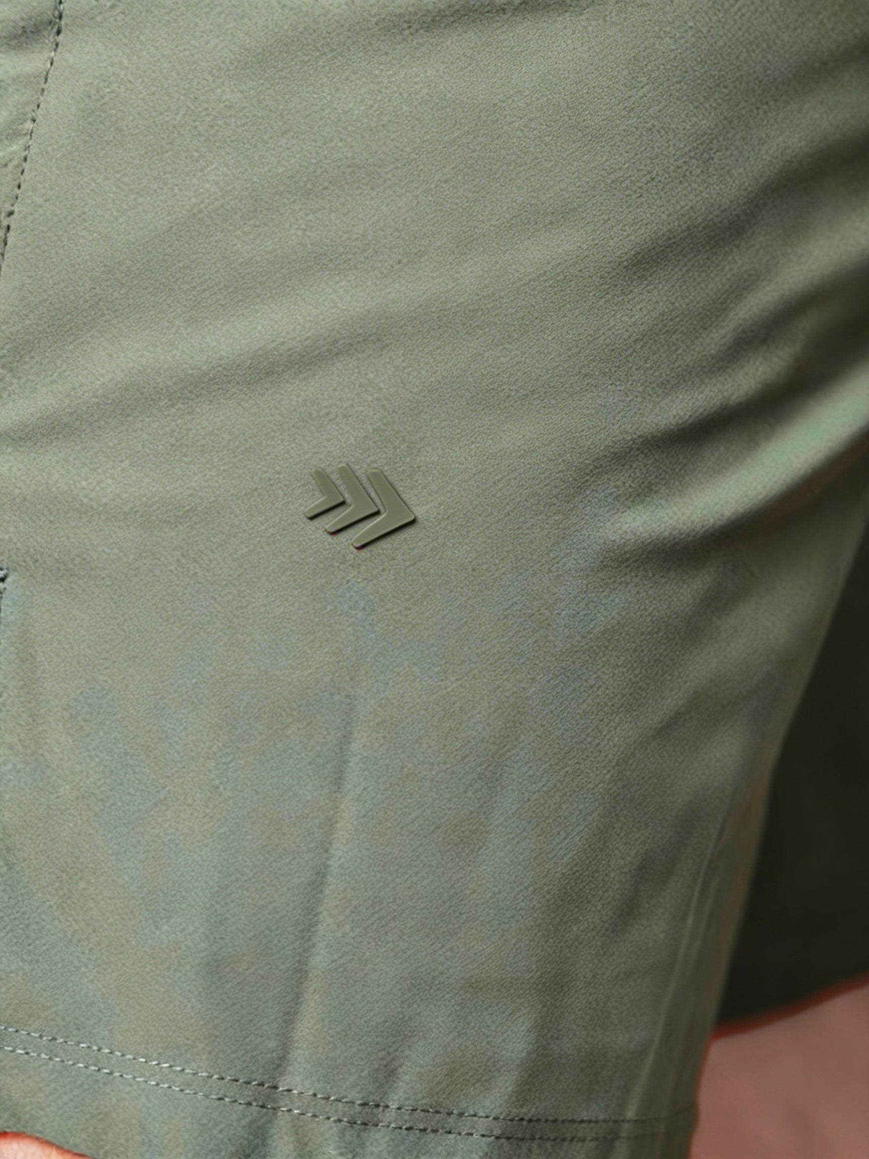 forward Essential Short